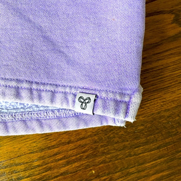 TNA Shorts - Picture 3 of 4